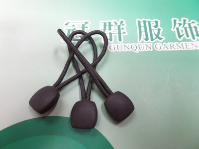 【廠家供應(yīng)各種拉頭拉片 注塑拉袢 拉鏈頭五金拉頭】價(jià)格,廠家,圖片,拉鏈,蘇州冠群服飾-